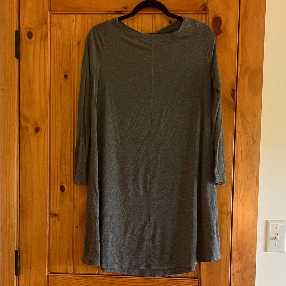 T-shirt dress, gray, 3/4 sleeves
